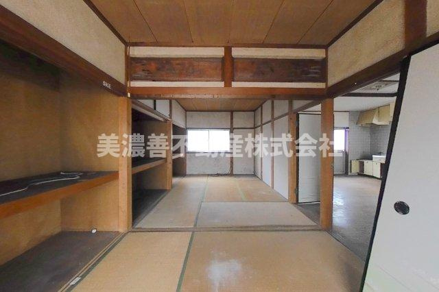 ６１５６３　岐阜市日置江中古戸建ての和室