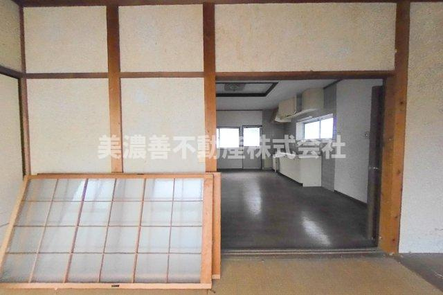 ６１５６３　岐阜市日置江中古戸建ての和室
