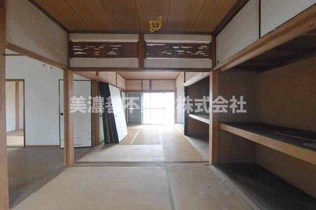 ６１５６３　岐阜市日置江中古戸建ての和室
