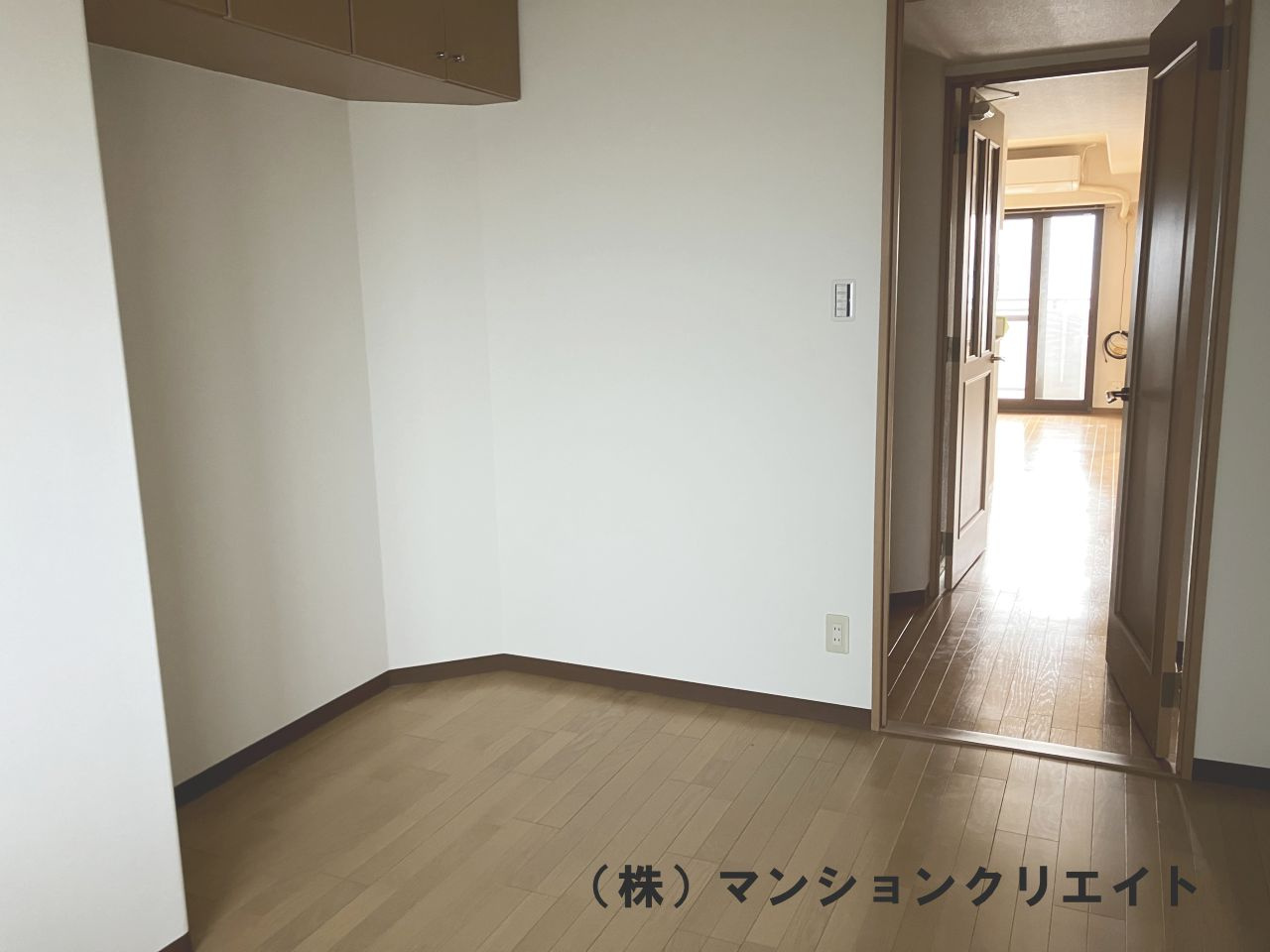 サーパス木田町(投資)の洋室