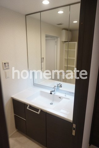 熊本市東区長嶺南３丁目の賃貸マンションの独立洗面台