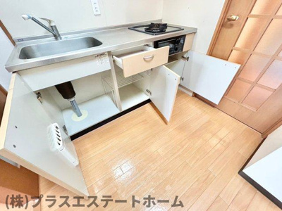 【内装】 | タカマツ神戸駅南通