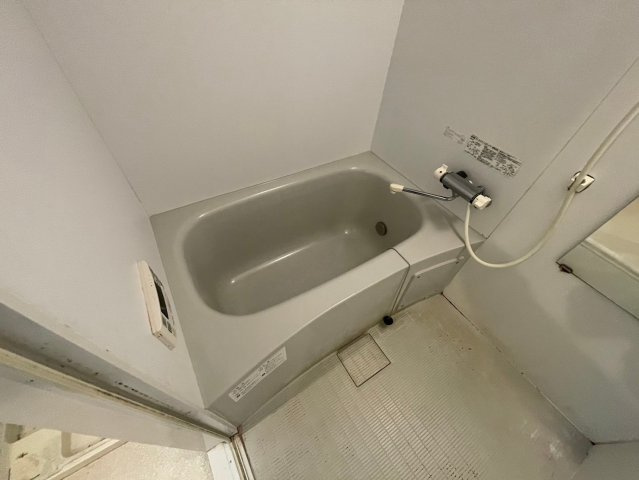 アプリーレ御影の浴室