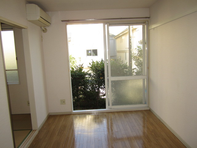 【洋室】 | エコーハイツ宮崎 | 使い勝手のいい洋室です