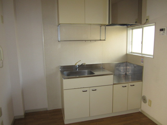 【キッチン】 | エコーハイツ宮崎 | 使いやすいキッチンです