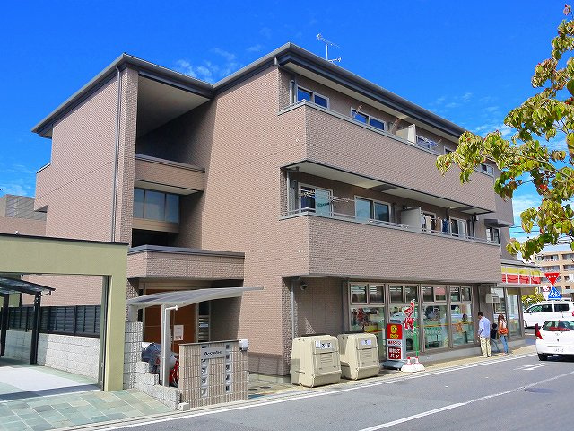 エーキューブの外観