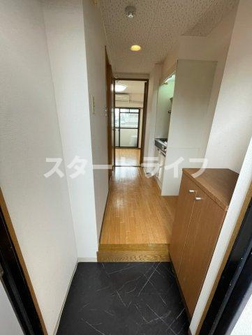 大阪市東淀川区東中島１丁目の賃貸マンションの玄関