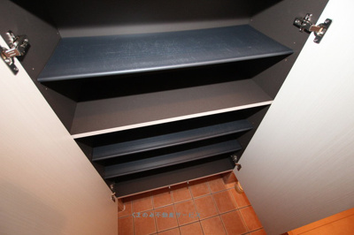 【エントランス】 | プリンセッサＡ | 毎日通るエントランスはこのようになっています
プリンセッサA棟　201号室　2021年1月25日