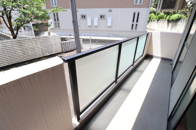 カーサ百合丘のバルコニー