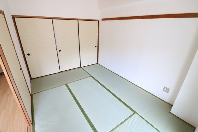 カーサ百合丘の寝室