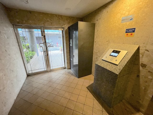 サークコート大濠センテージのエントランス