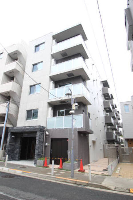 ベルメゾン尾山台駅前の外観