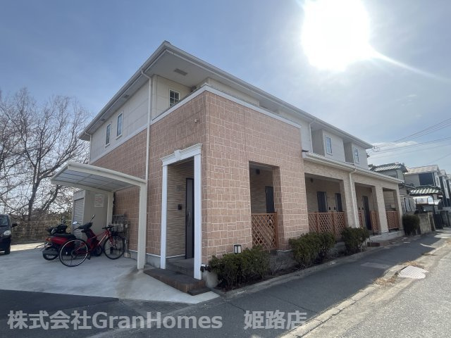 メモアールの外観