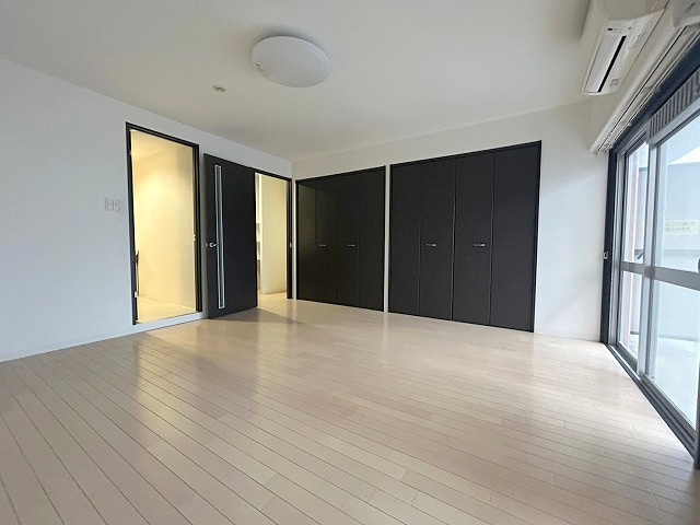 ドイマンションの居間・リビング