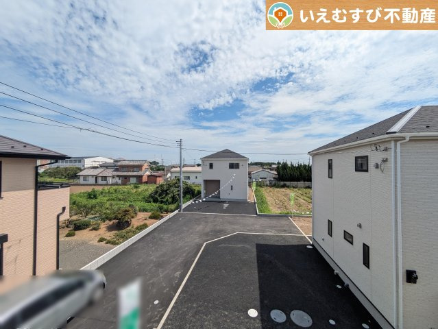 Cradle garden　太田市細谷町第2の展望|高い建物が無く開放感のある展望
バルコニーからの展望も開けていてのどかな景色が望めます。日当りも良いですね♪