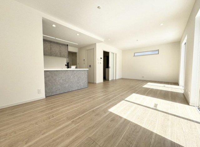 平塚市四之宮 新築戸建ての居間・リビング