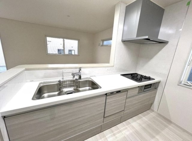 平塚市徳延 新築戸建てのキッチン