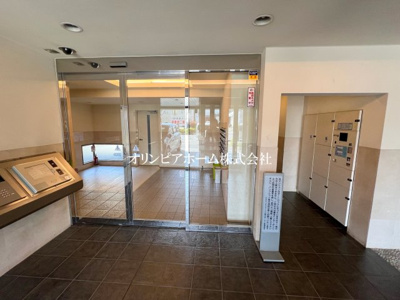 【エントランス】 | ルネサンスフォーラム瑞江ガーデン　8階　角　部屋　リ　ノベーション