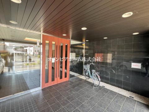 ルネサンスフォーラム瑞江ガーデン　8階　角　部屋　リ　ノベーションのエントランス