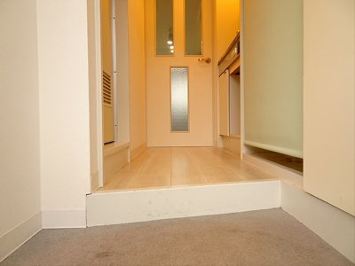 【玄関】 | ジョイフル中野南台