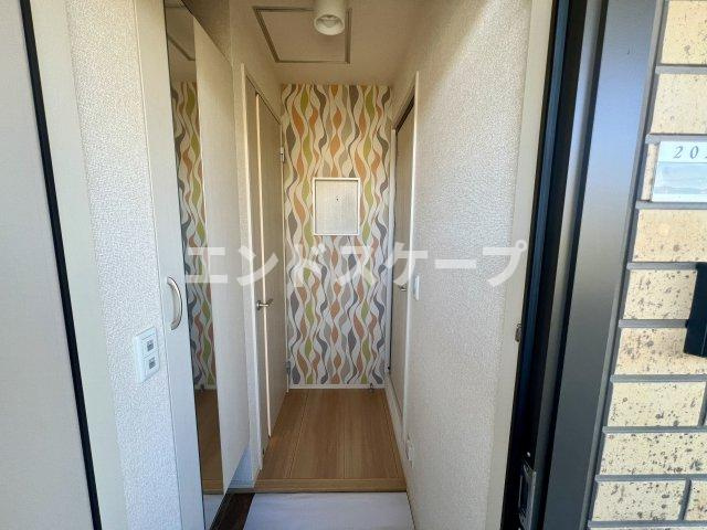 ボンヌ ジュルネの玄関|高崎、前橋、伊勢崎エリアのお部屋探しはエンドスケープまで！お客様の理想お聞かせ下さい♪