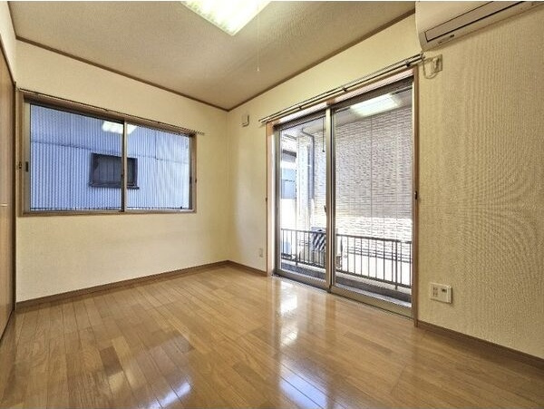 ライチェスの内装