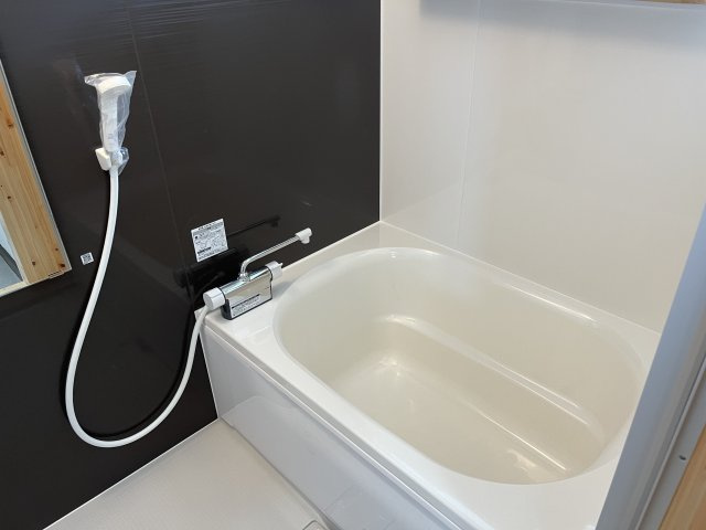 防府市桑山二丁目店舗兼住宅の浴室