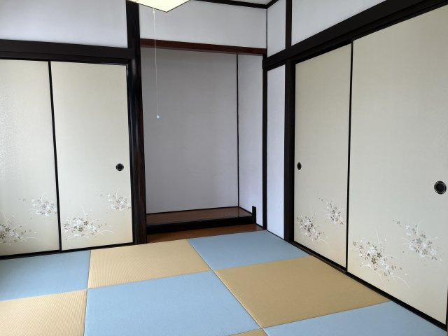 防府市桑山二丁目店舗兼住宅の和室