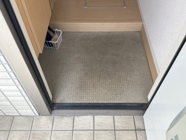 パインガーデンの玄関