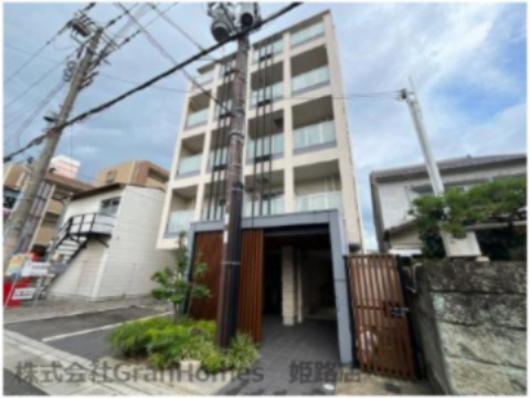 サクシード姫路駅南の外観