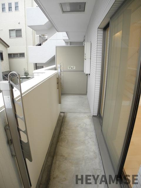 イ・メゾン麹屋のバルコニー