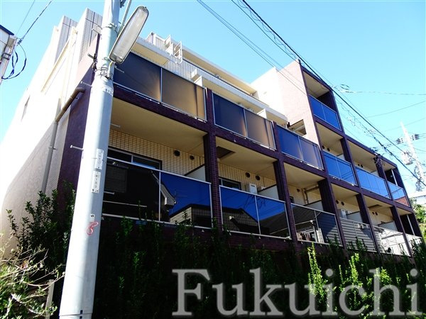 プレール・ドゥーク三軒茶屋の外観