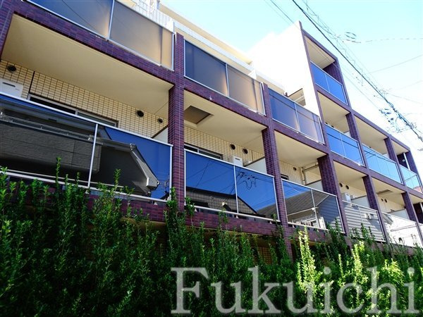 プレール・ドゥーク三軒茶屋の外観