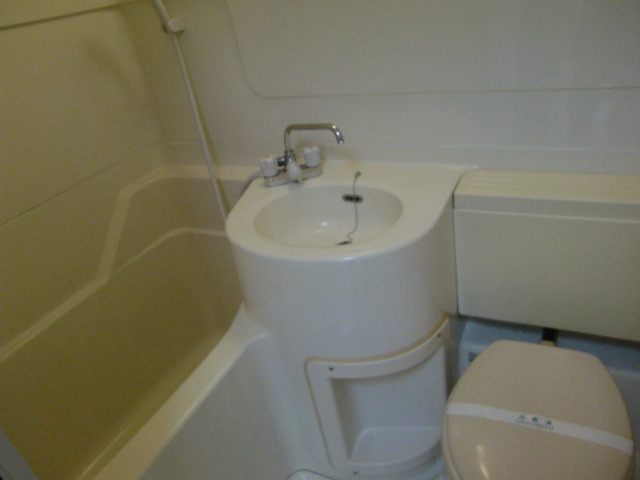 ワコーレ篠原中町の浴室