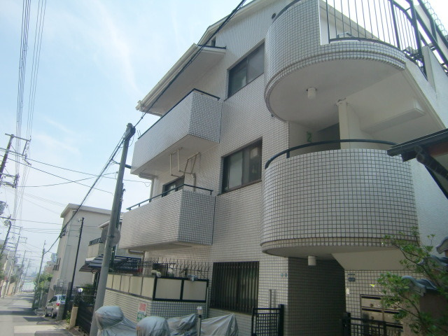 シャルム桜ヶ丘の外観