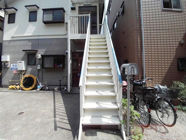 ジョイハイツ六甲のエントランス