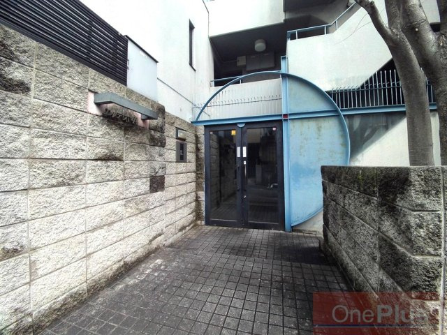 エルデ六甲の駐車場