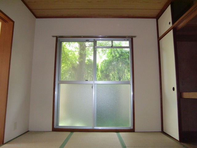 フォルム高羽の和室