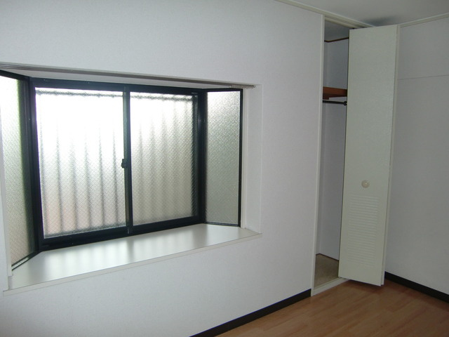 フォルム高羽の洋室