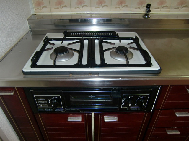 フォルム高羽のキッチン|ガス2口システムキッチン