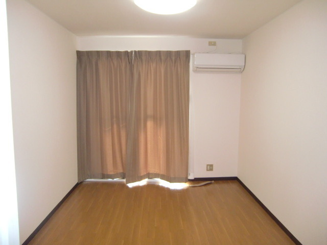 ホーミー前田の居間・リビング