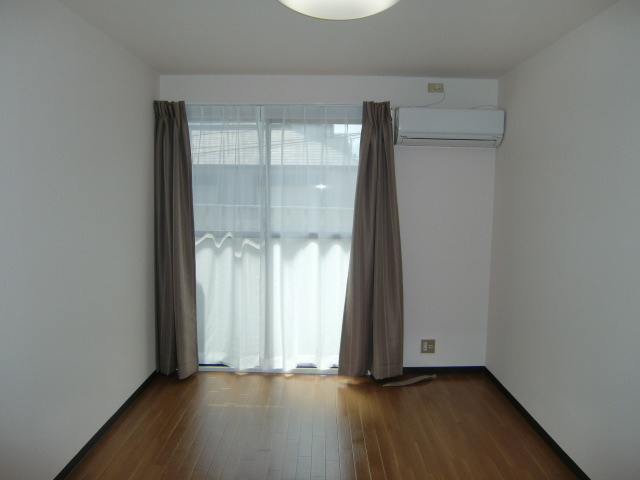 ホーミー前田の居間・リビング