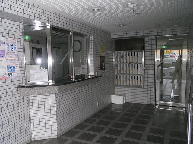 フレンズ王子公園のロビー