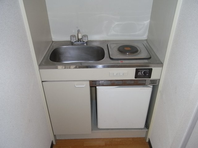 ルミエールUOZAKIのキッチン