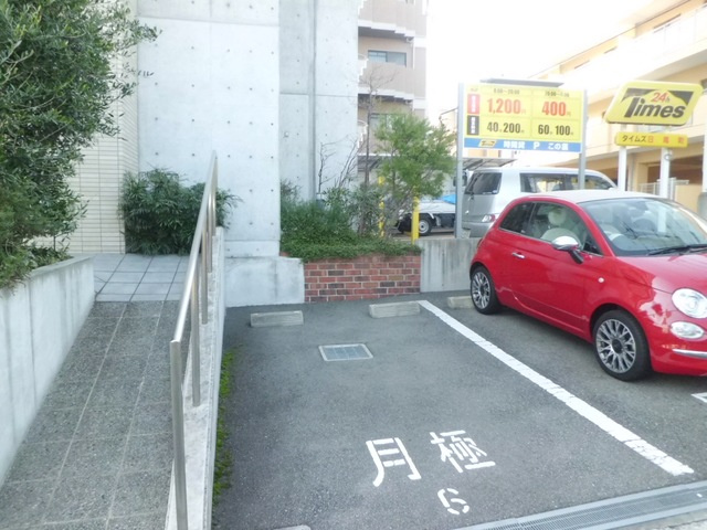 Ｒ４の駐車場