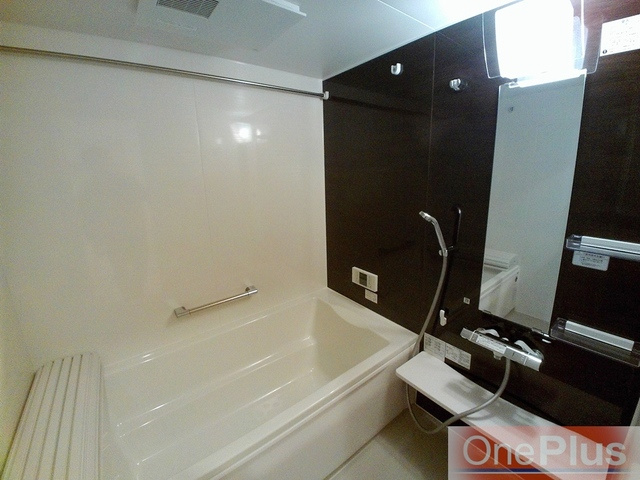 グレイスコート御影中町の浴室