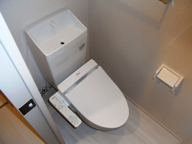 グレイスコート住吉本町のトイレ