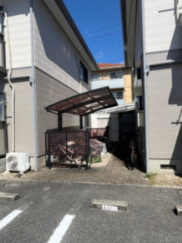 モンターニャのその他共用部分|駐輪場