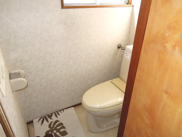 三番町1貸店舗のトイレ