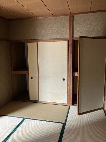 小野アパートの内装